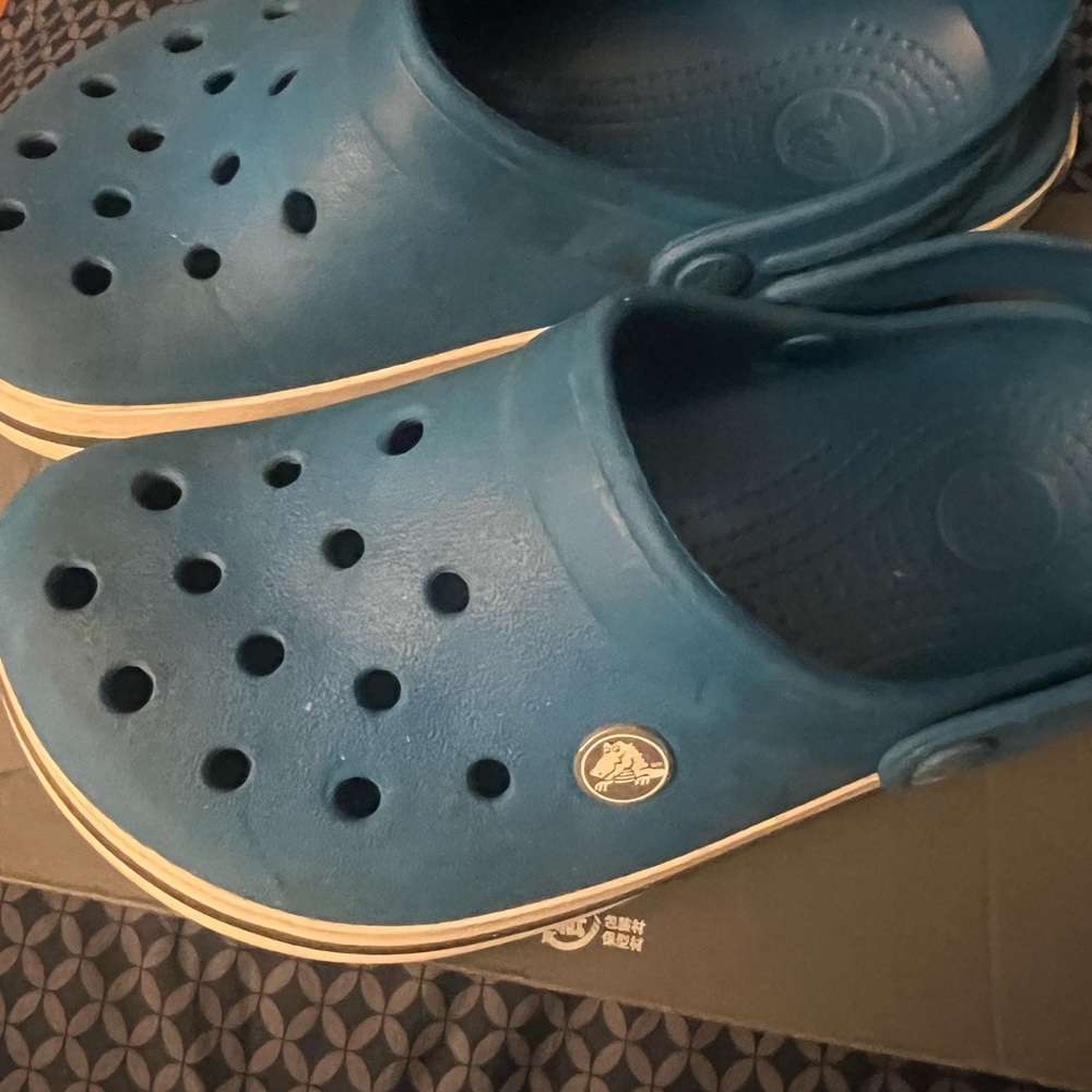 Crocs - Picture 3 of 3